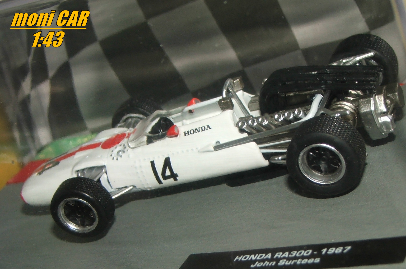 HONDA RA300 No.14 - John Surtees - F1 - 1967 (1:43) Altaya/IXO