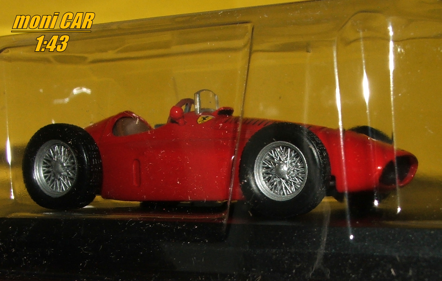 FERRARI 553 F2 No.12 Piero Carini - Scuderia Ferrari - GP ďItalia 1953 (1:43) Altaya/IXO