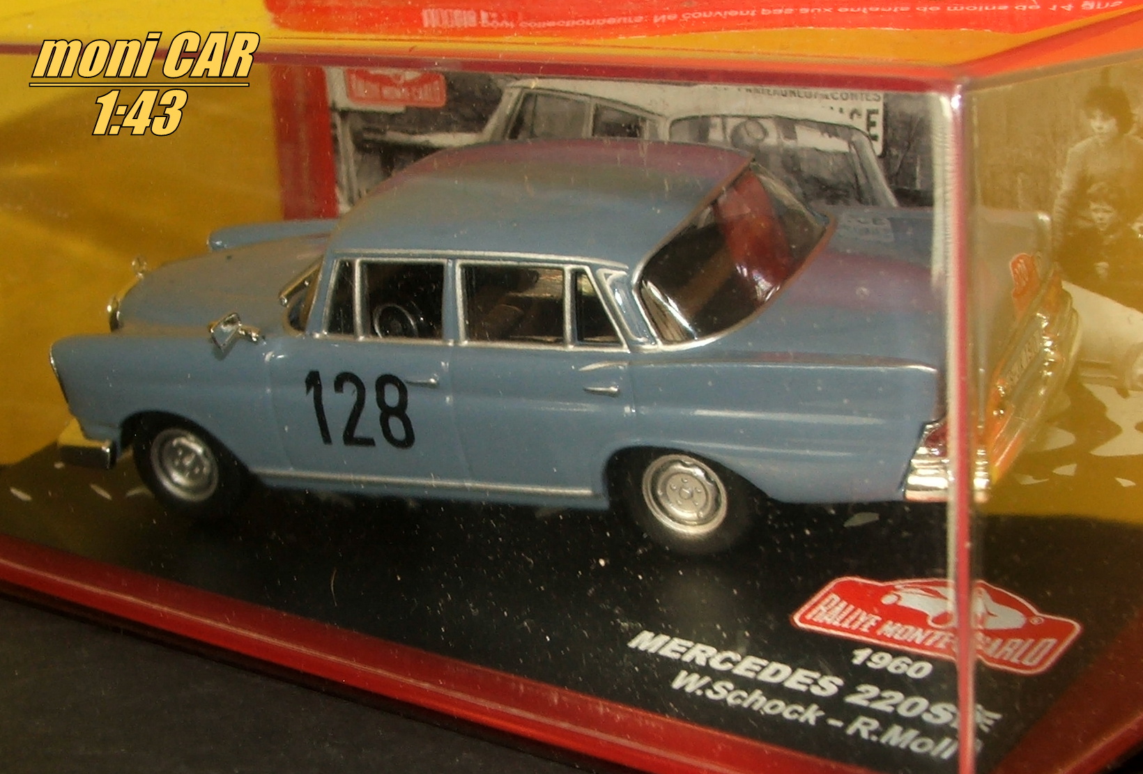 MERCEDES 220SE No.128 - W. Schock - R. Moll - Rally Monte Carlo - 1960 (1:43) Altaya/IXO