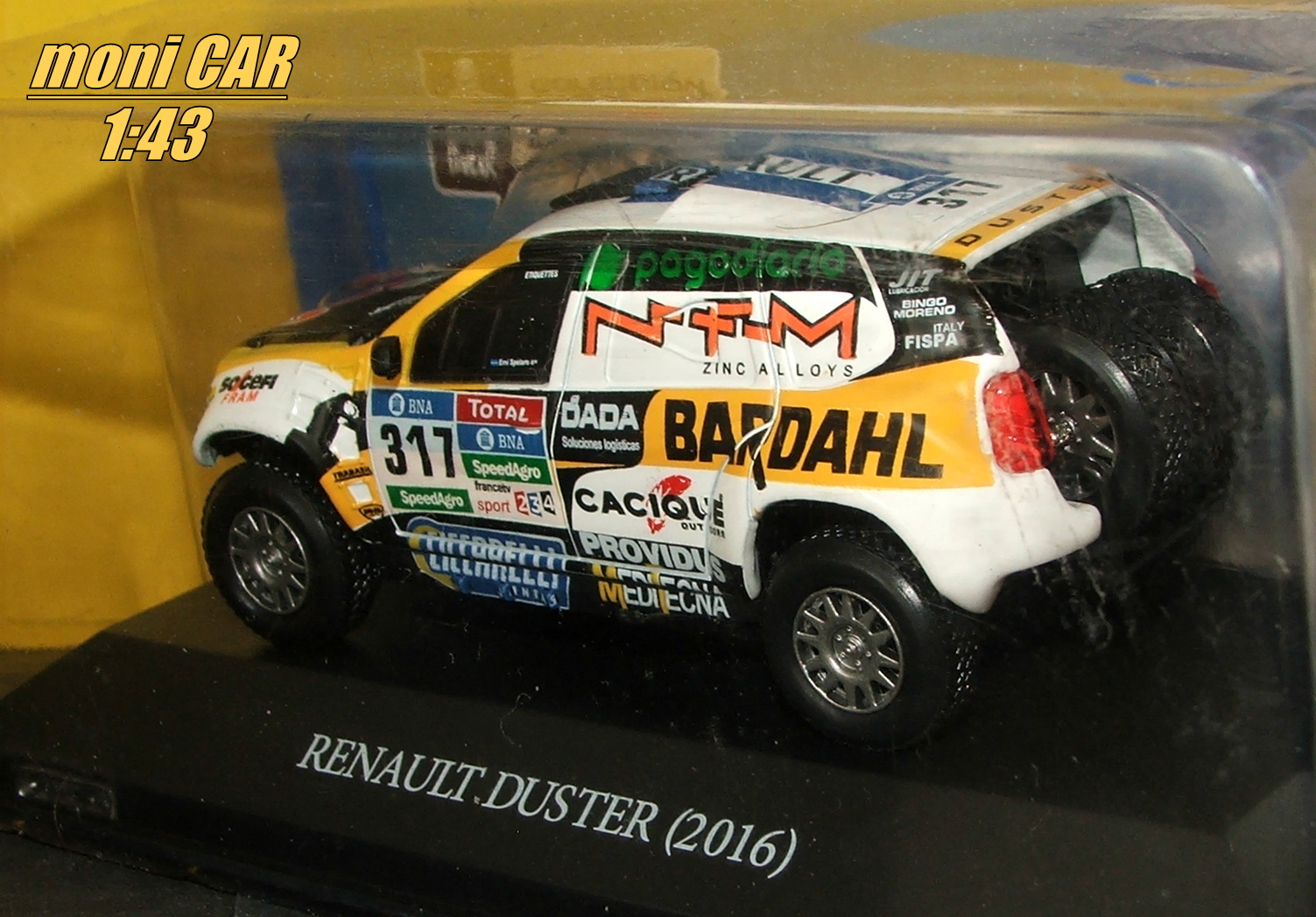 RENAULT Duster No.317 - Emiliano Spataro - Beniamin Lozada - Rally DAKAR 2016 (1:43) Altaya/IXO