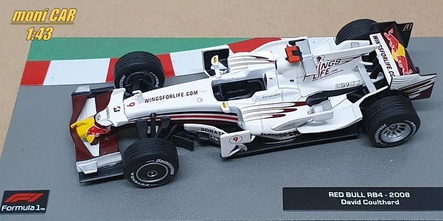 Red Bull RB4 No.9 - David Coulthard 2008 (1:43) Altay/IXO