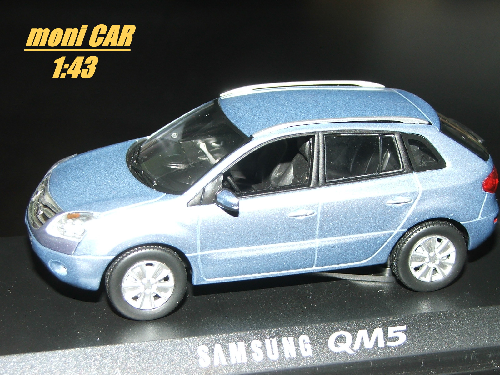 SAMSUNG QM5 (1:43) NOREV