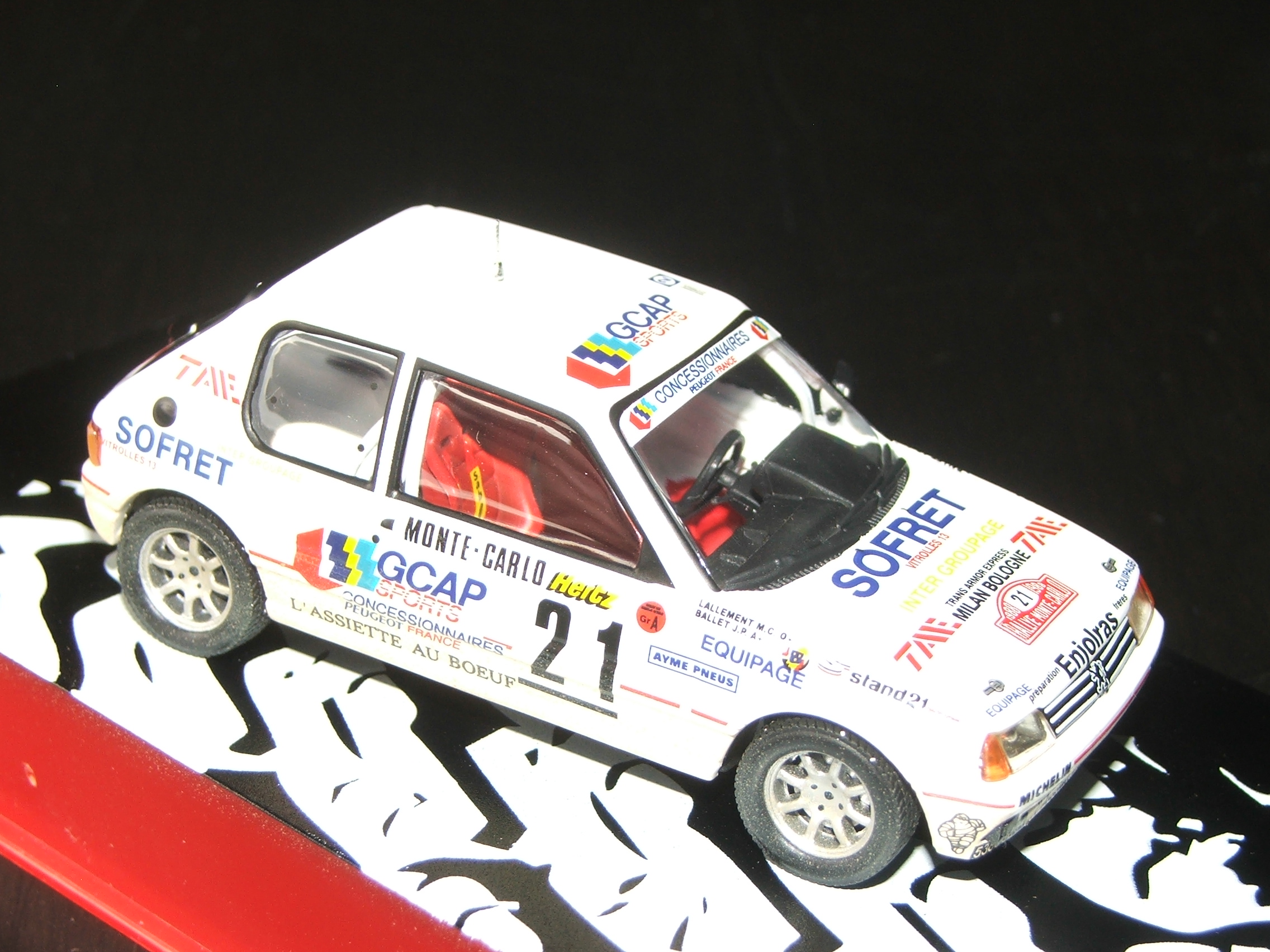 PEUGEOT 205 GTI No.21 - J.P. Ballet - M.C. Lallement - Rally Monte Carlo 1988 (1:43) Altaya/IXO