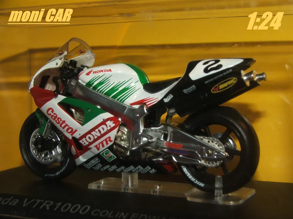 HONDA VTR1000 Colin Edwards 2000 (1:24) DeAgostiny