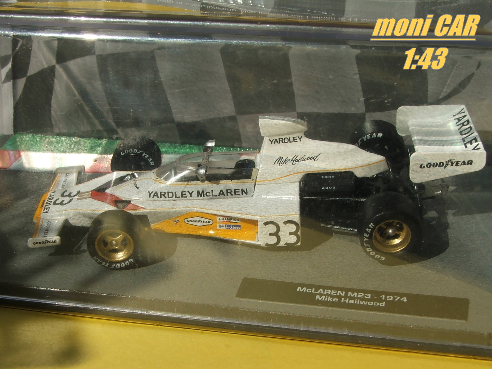 McLAREN M23 No.33 Mike Hailwood 1974 (1:43) Altaya/IXO