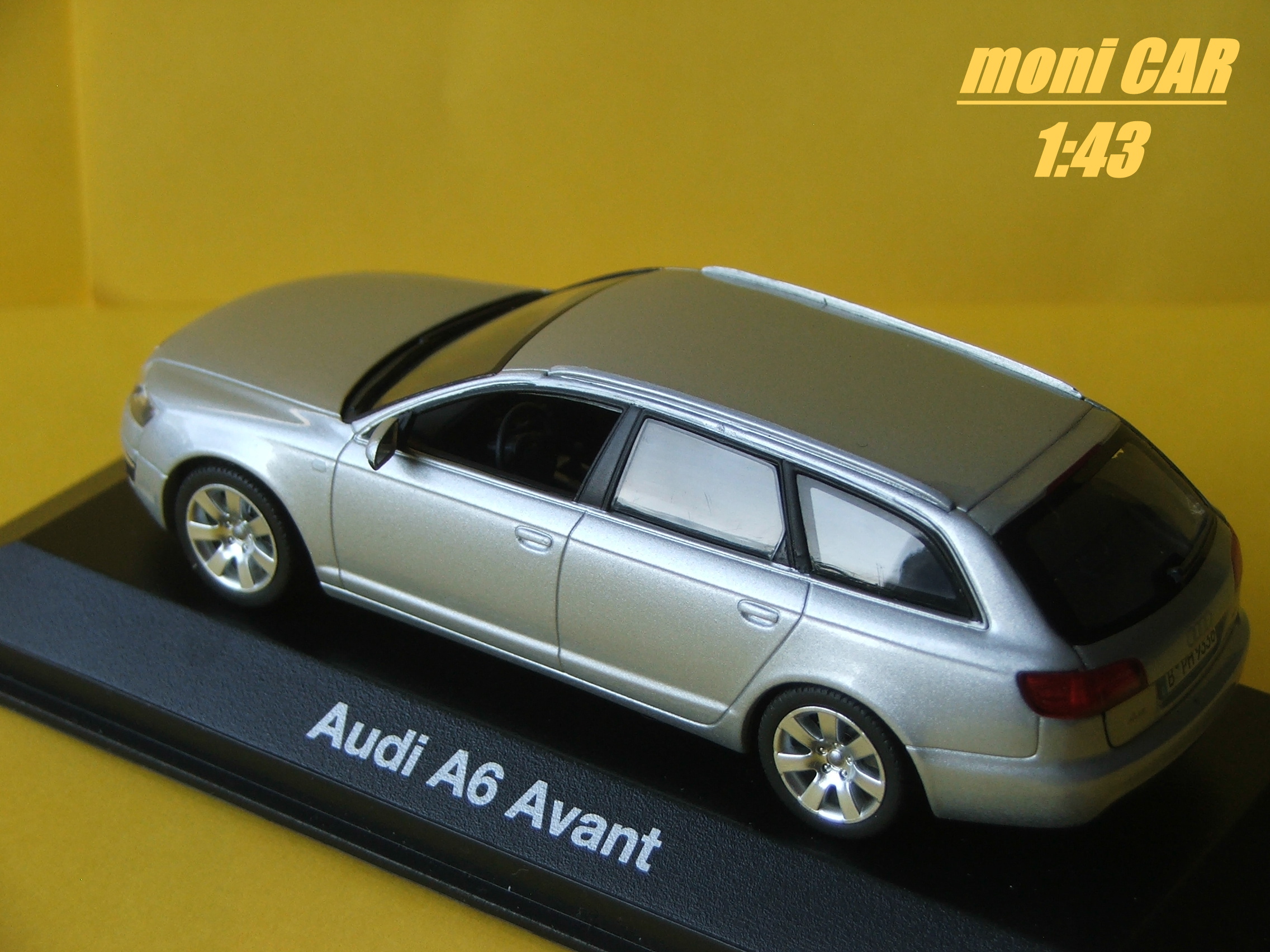 AUDI A6 Avant (1:43) Minichamps