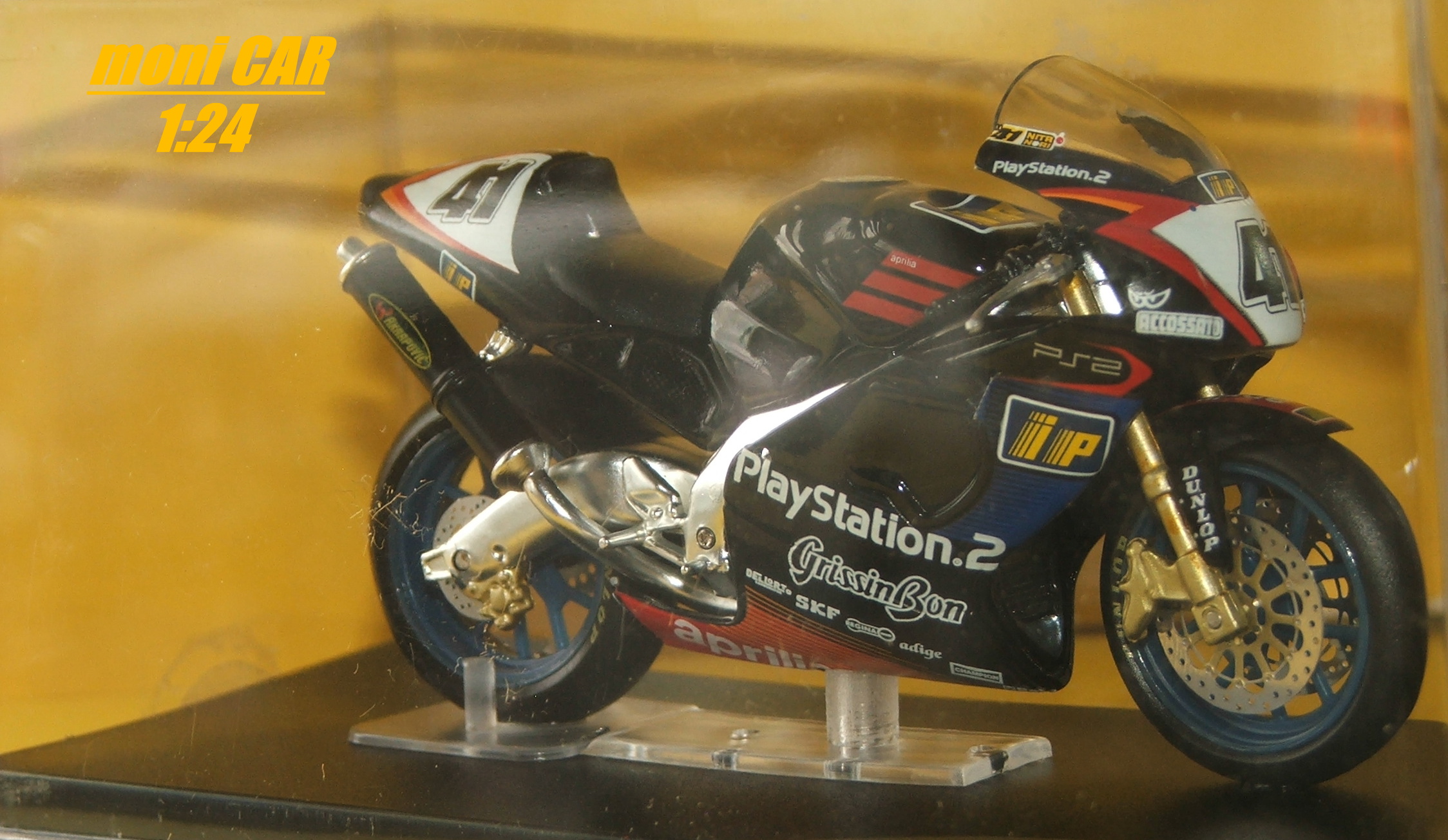 APRILIA RSV1000 No.41 - Noriyuki Haga 2002 (1:24) DeAgostini