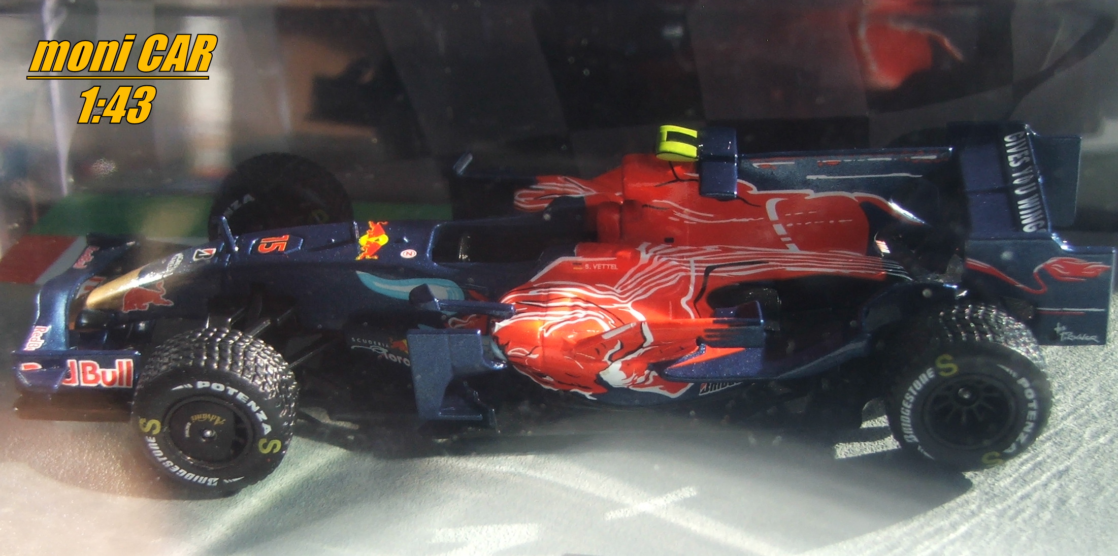 TORO ROSSO STR3 No.15 Sebastian Vettel - F1 Italian GP - 2008 (1:43) Altaya/IXO