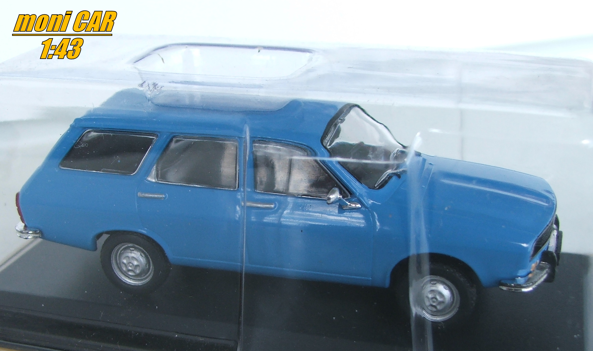 DACIA 1300 Break blue (1:43) DeAGOSTINI