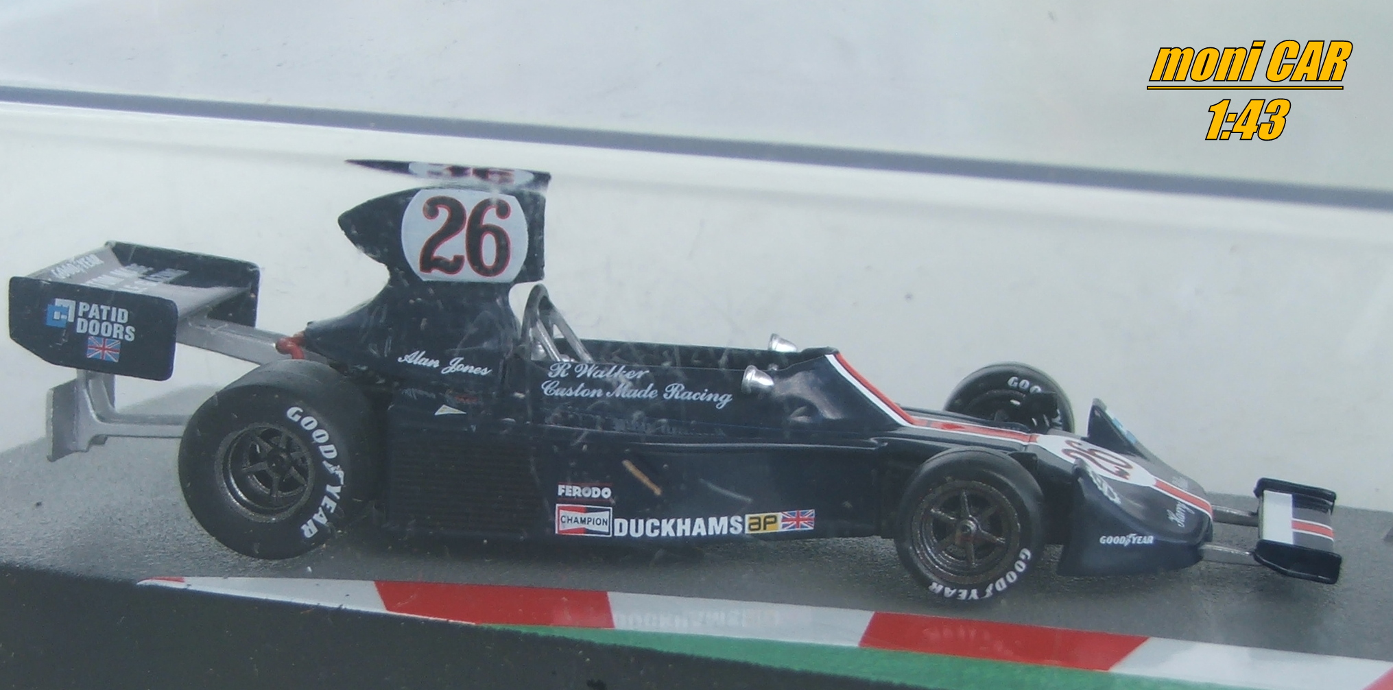 HESKETH 308B No.26 - Alan Jones - Monaco GP - 1975 (1:43) Altaya/IXO