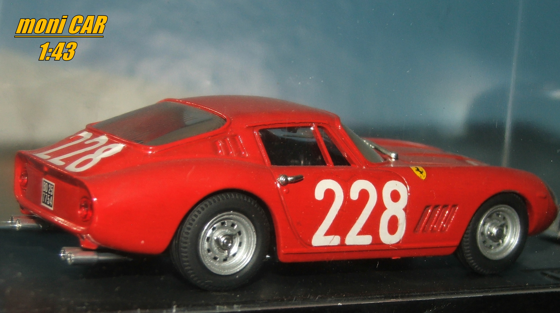 FERRARI 275 GTB/4 - No.228 - Luciano Conti - Vittorio Venturi - Targa Florio 1966 (1:43) BOX MODEL