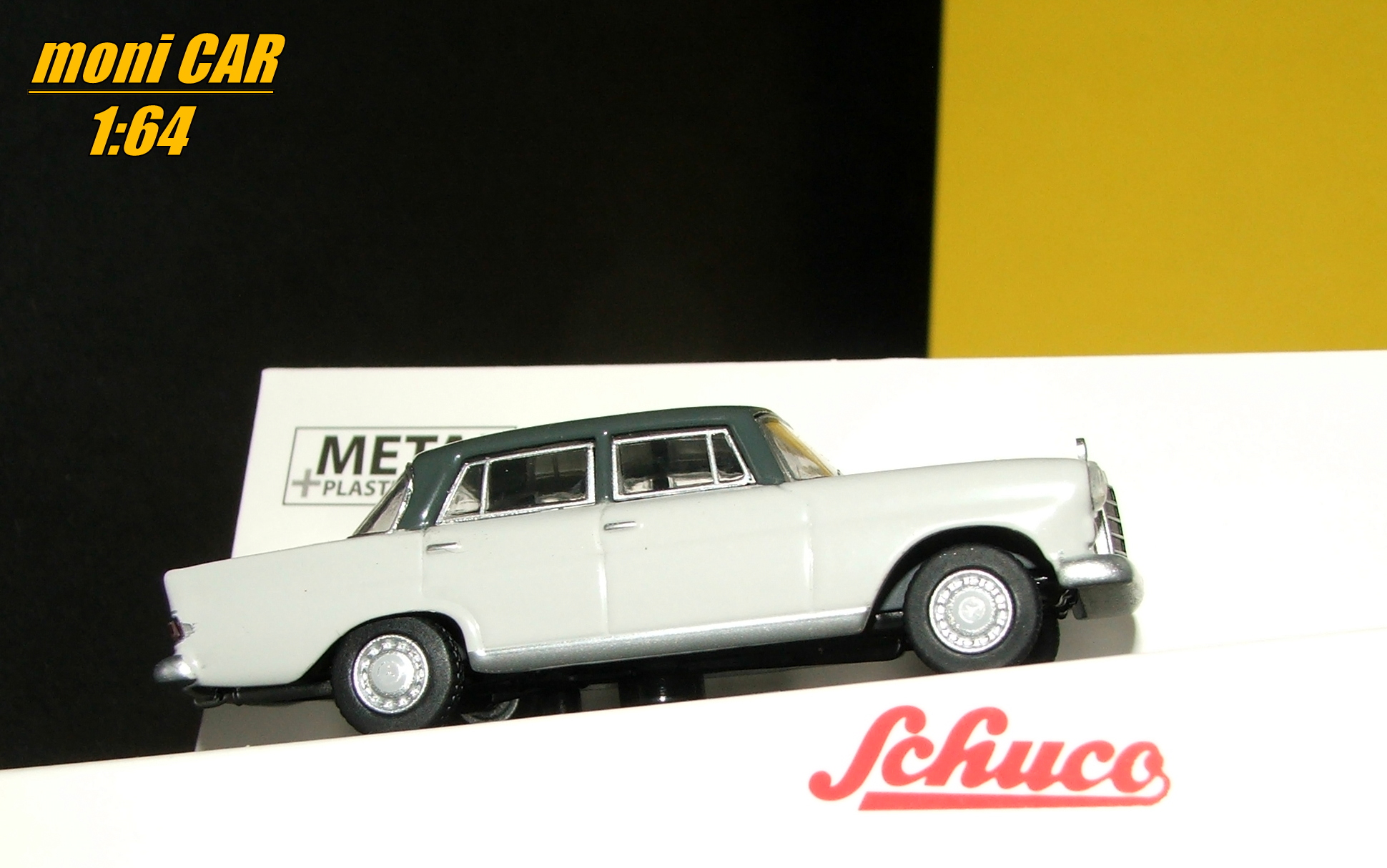MERCEDES-BENZ 200D (W110) (1:64) SCHUCO Edition 1:64