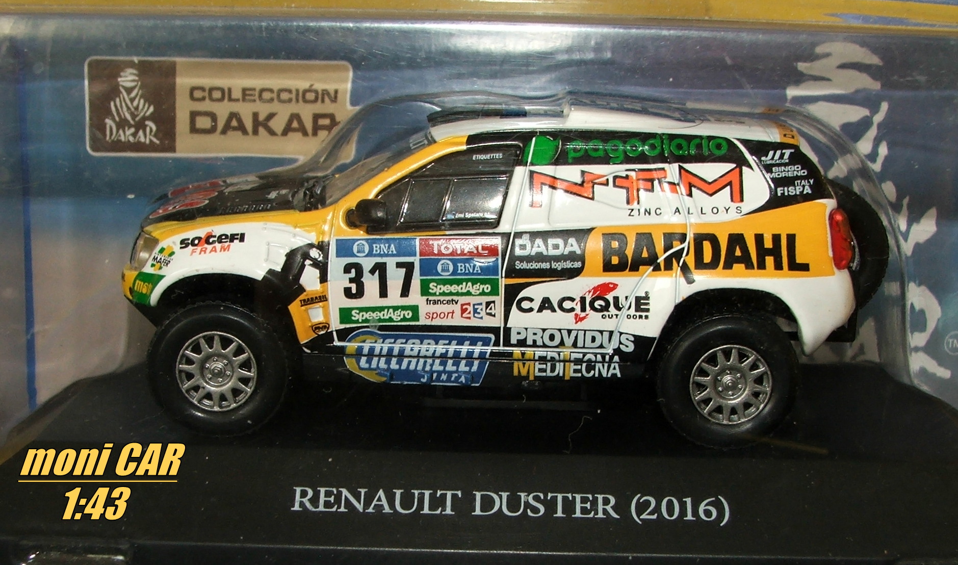 RENAULT Duster No.317 - Emiliano Spataro - Beniamin Lozada - Rally DAKAR 2016 (1:43) Altaya/IXO