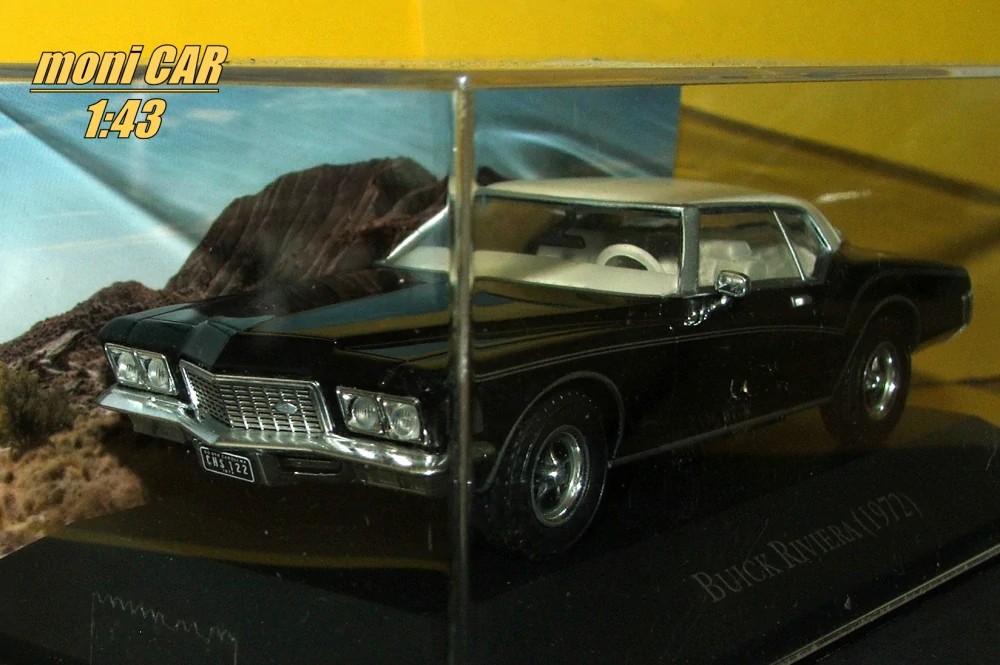 BUICK Riviera 1972 (1:43) Altaya/IXO