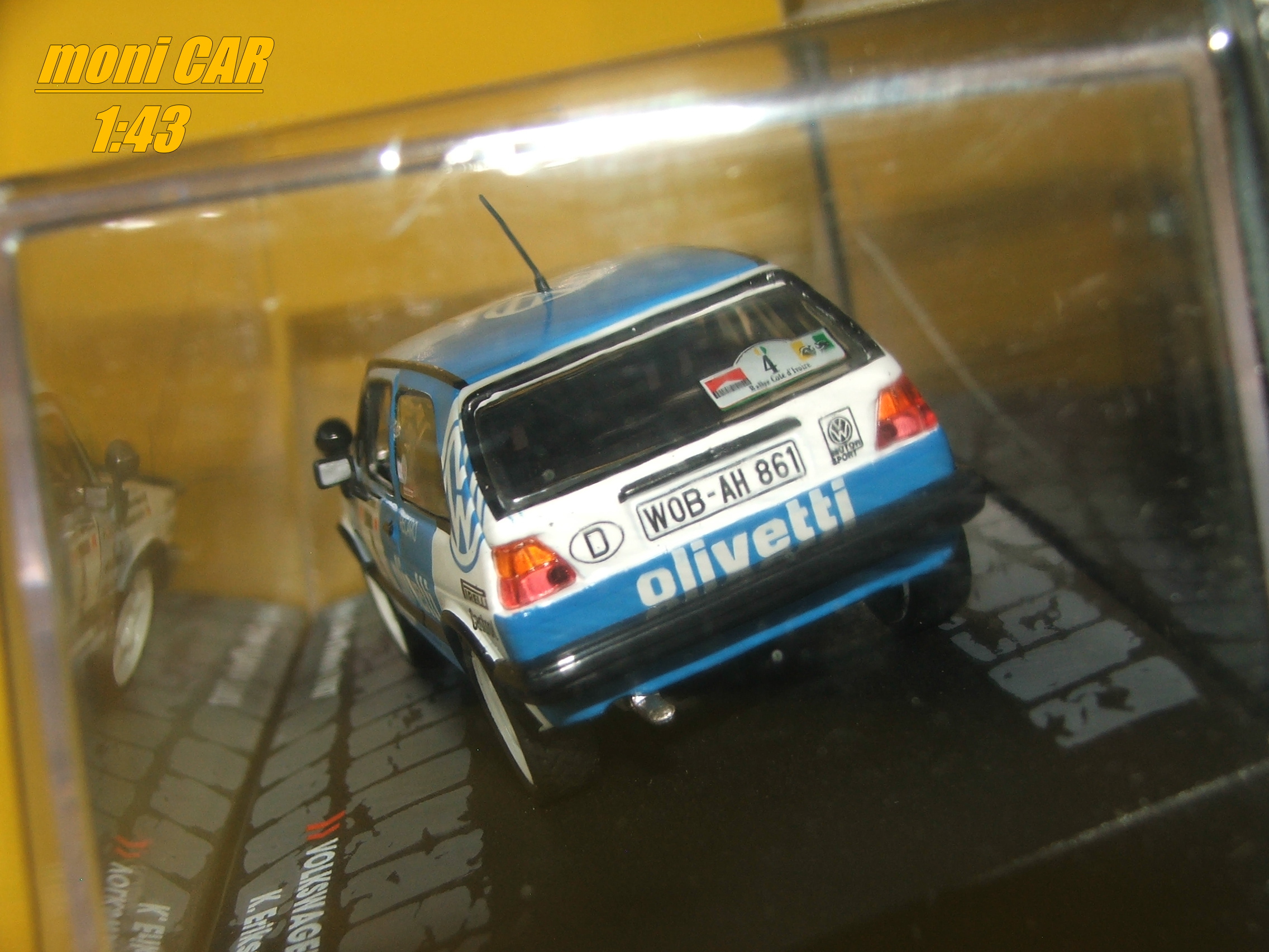 VOLKSWAGEN Golf GTI 16V No.4 R.Eriksson - P. Diekmann - Rally Cote d´Ivoire 1987 (1:43) Altaya/IXO