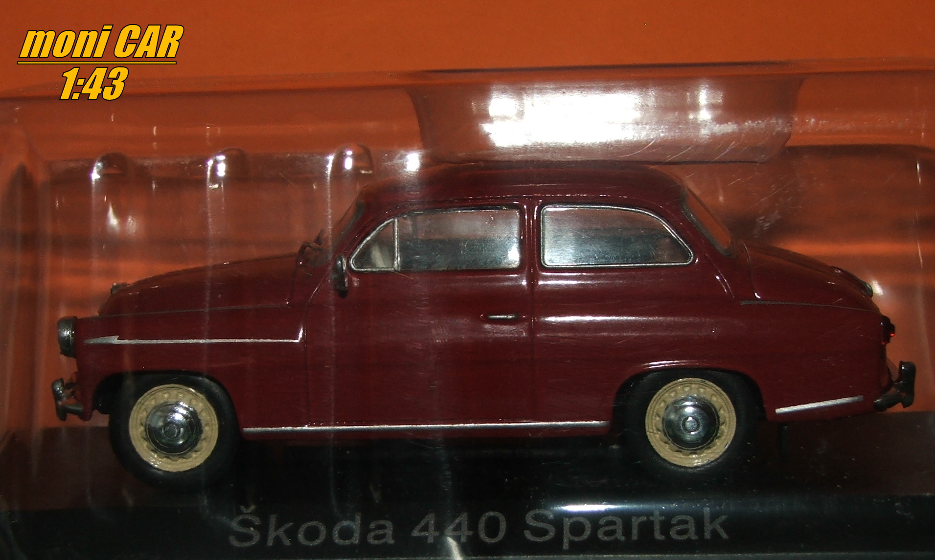ŠKODA 440 Spartak - 1957 (1:43) DeAGOSTINI