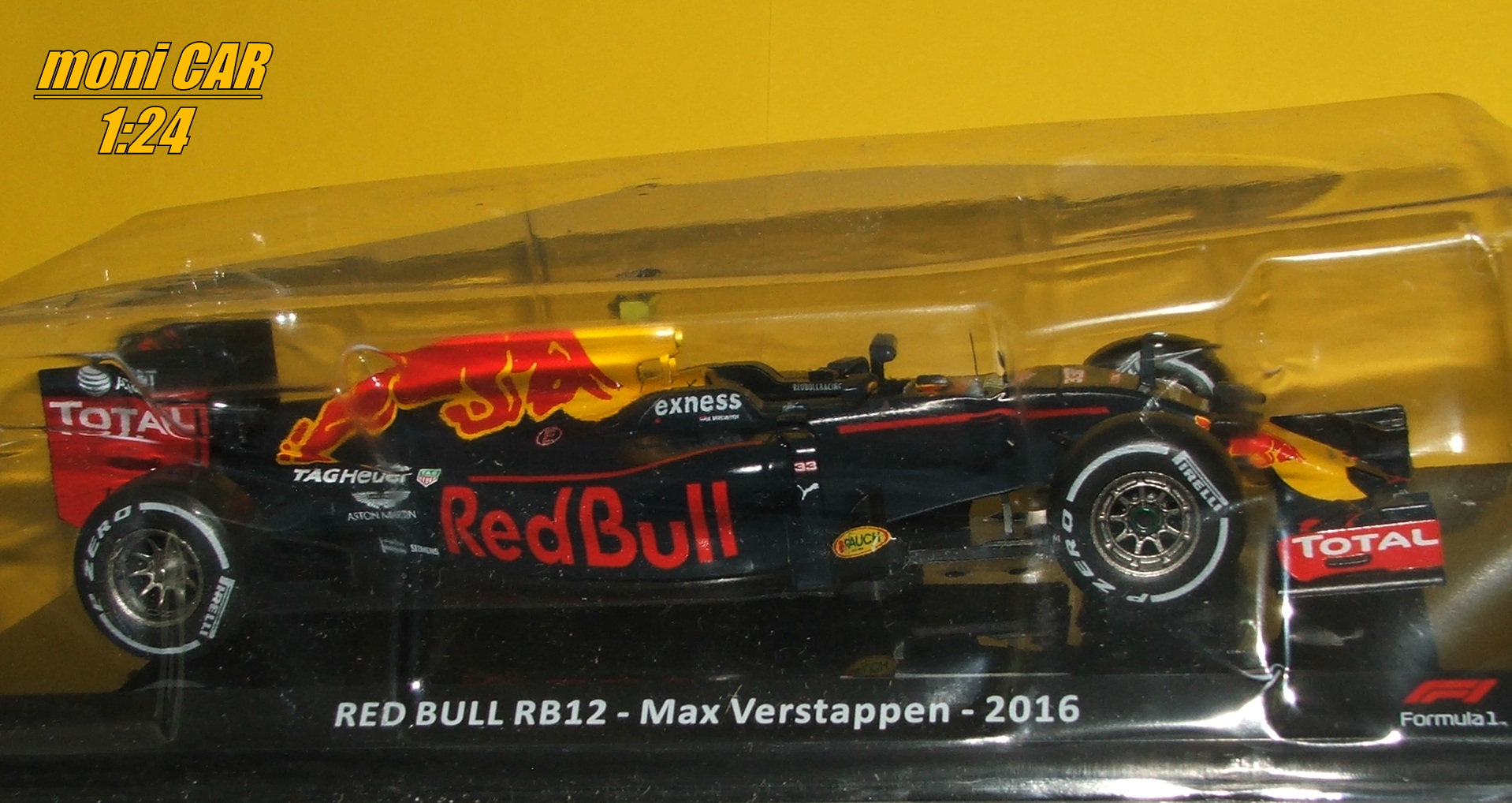 RED BULL RB12 No.33 - Max Verstappen - 2016 (1:24) Premium Collectibles