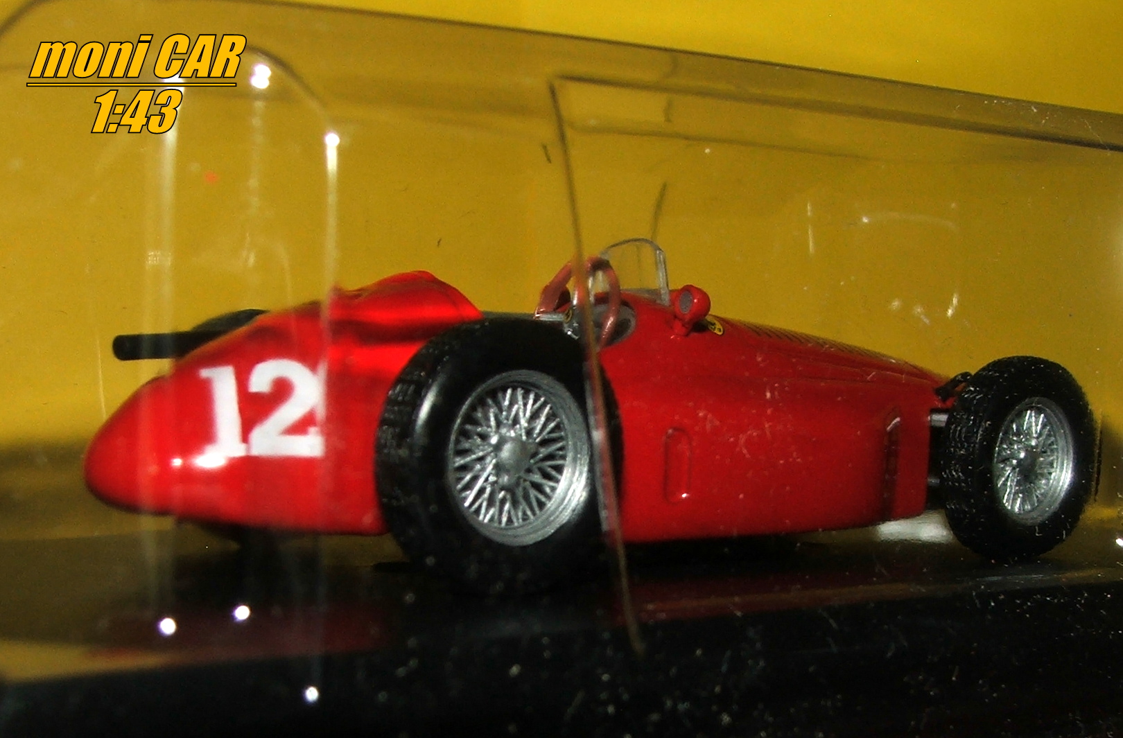 FERRARI 553 F2 No.12 Piero Carini - Scuderia Ferrari - GP ďItalia 1953 (1:43) Altaya/IXO