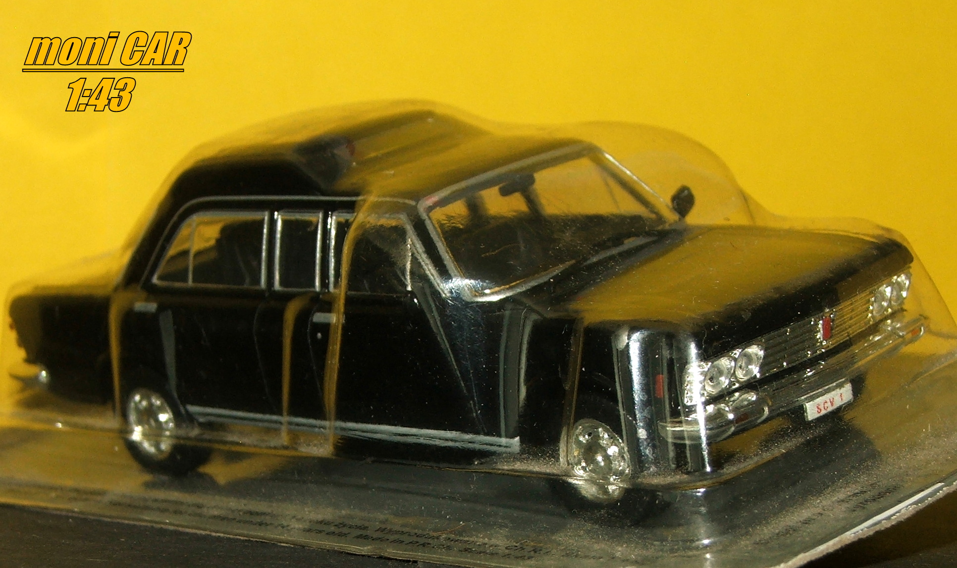 FIAT 130 "Papamobil" 1969 (1:43) DeAgostini
