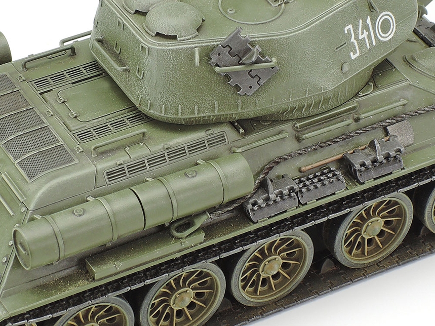 T-34/85 Russian Medium Tank (1:48) TAMIYA
