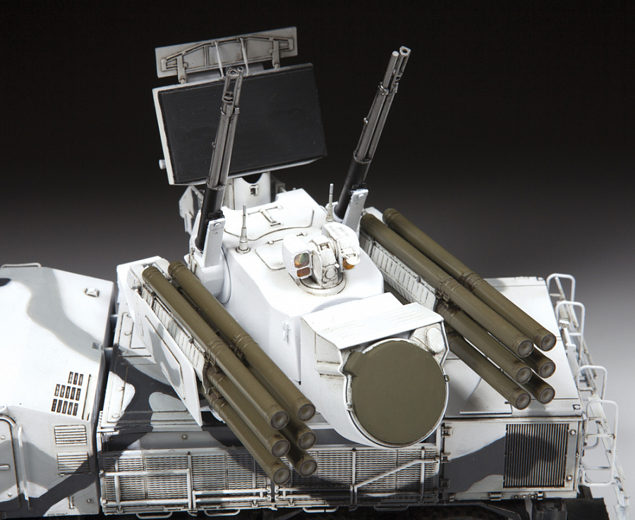 SA-22 Greyhound - Russian Self-Propelled Anti-Aircraft Missile and Gun System Pantsir (1:35) ZVEZDA