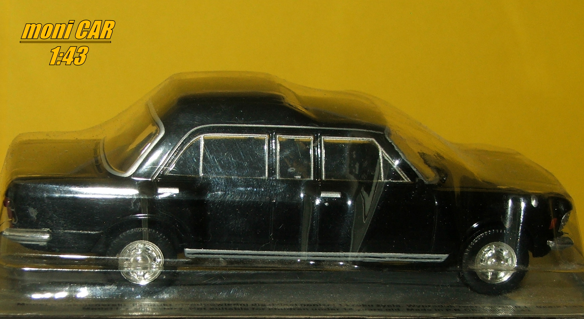 FIAT 130 "Papamobil" 1969 (1:43) DeAgostini