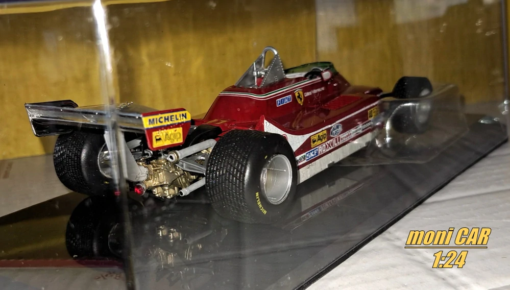 FERRARI 312 T4 No.12 - Gilles Villeneuve - 1979 (1:24) CENTAURIA