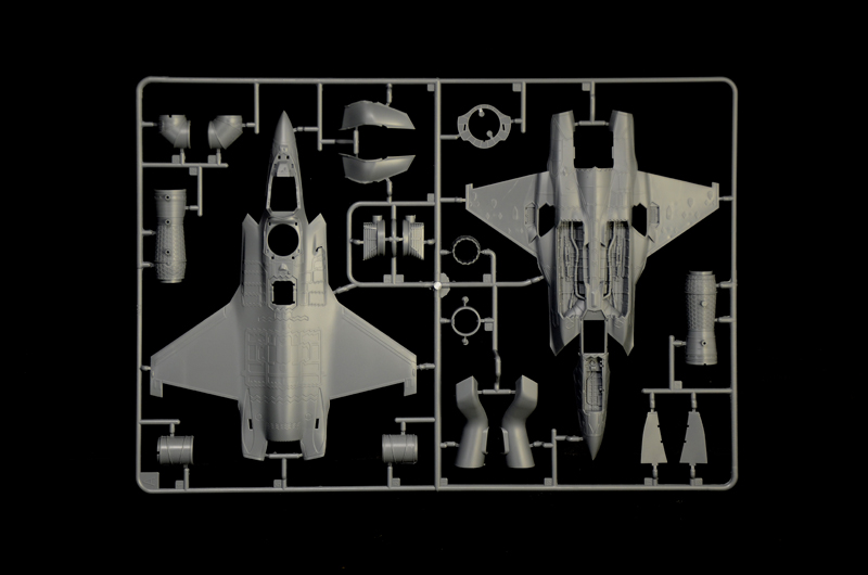 LOCKHEED MARTIN F-35 B Lightning II STOVL version (1:72) ITALERI
